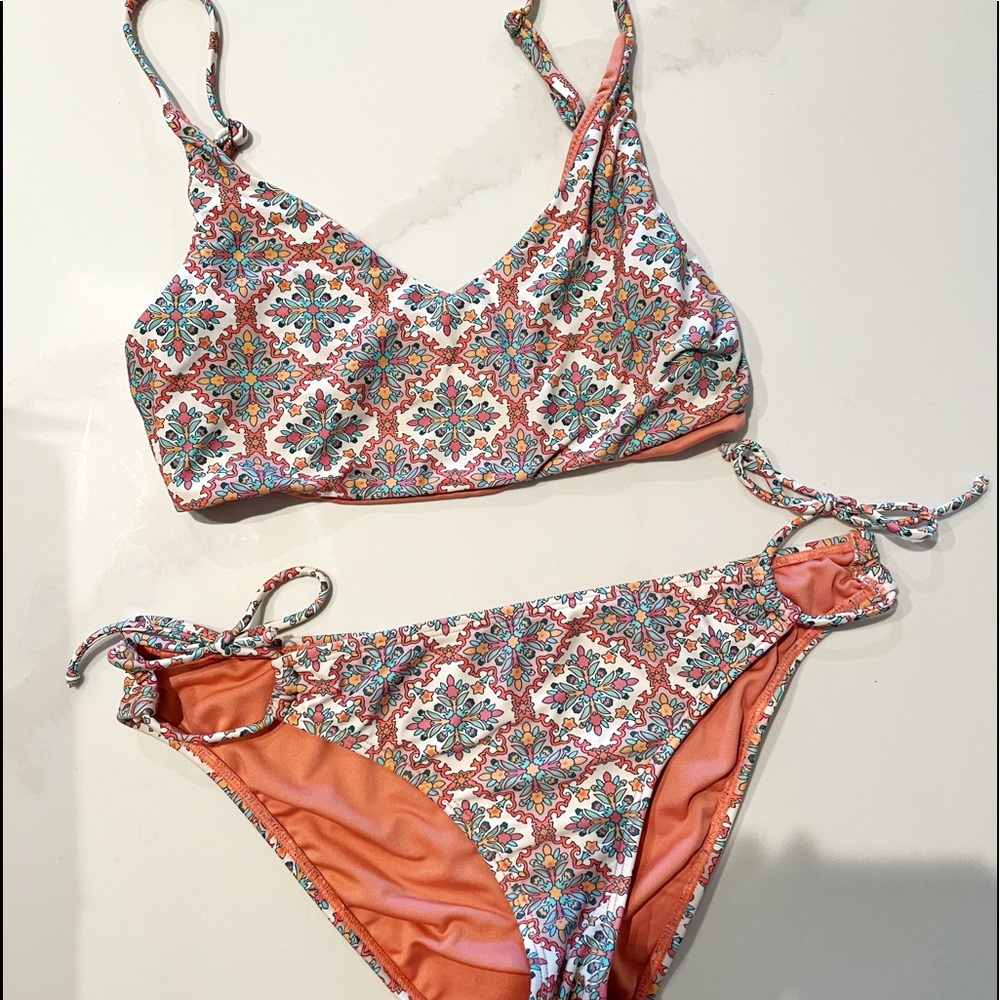 O’Neill Bikini - Like New!